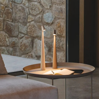 Skorter | Sculpting table lamp