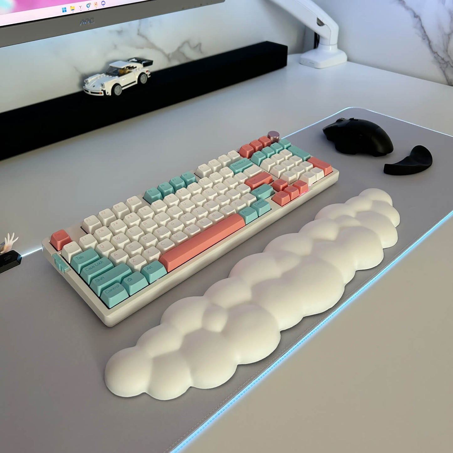 Skorter | Cloud-shaped Keyboard & Mouse Wrist Rest