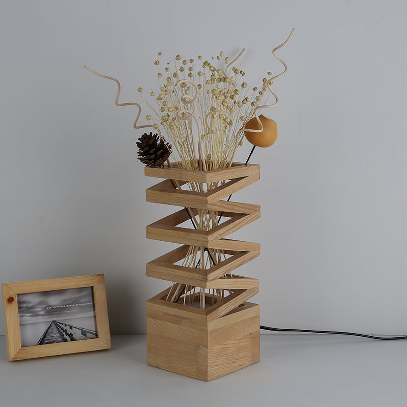 Skørter | Three Vase Night Light