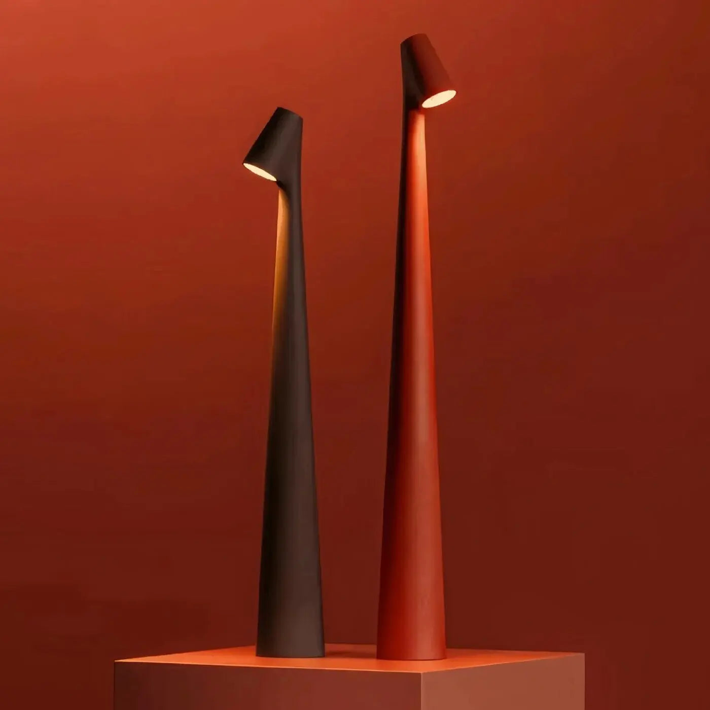 Skorter | Wireless LED lamp in minimalist design | Table lamp
