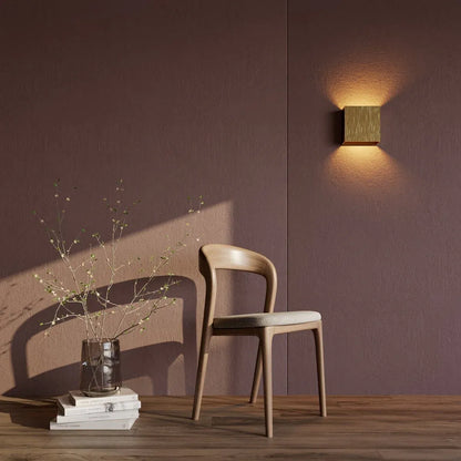 Skorter | ElegantBeam – Minimalist Wall Lamp for Sophisticated Lighting
