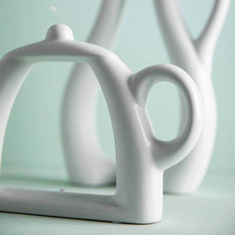 Skorter | Lola Vases