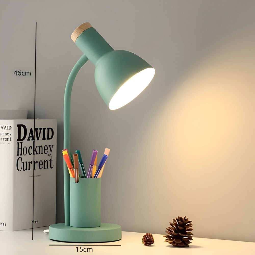 Skorter | LumoDesk – LED table lamp with pen holder for organization and lighting