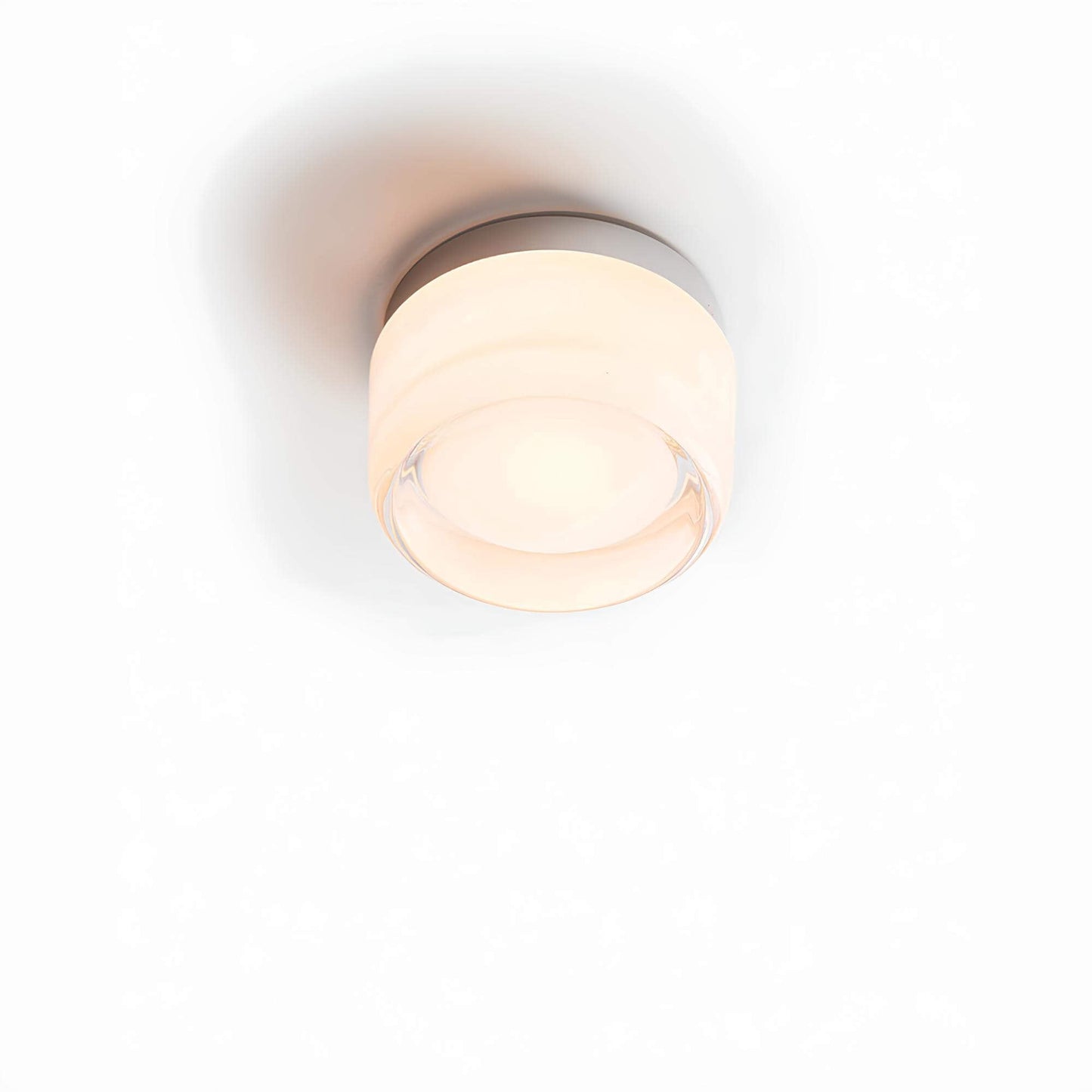 Skorter | Elegant Wall Lamp for Contemporary Interior
