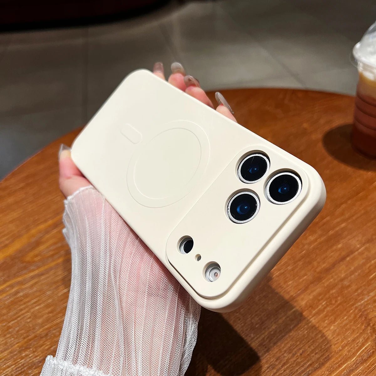 Skorter | MAGNASOFT – Magnetic Soft Silicone Case for iPhone 17 Series