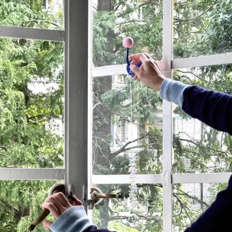 Skorter | Eames Dot Color Rush Hook Magnet