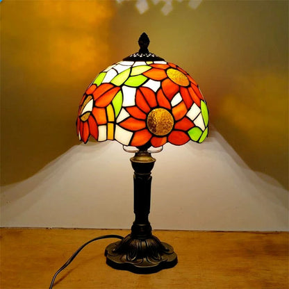 Skorter | LumiTiffany | LED table lamp in vintage design