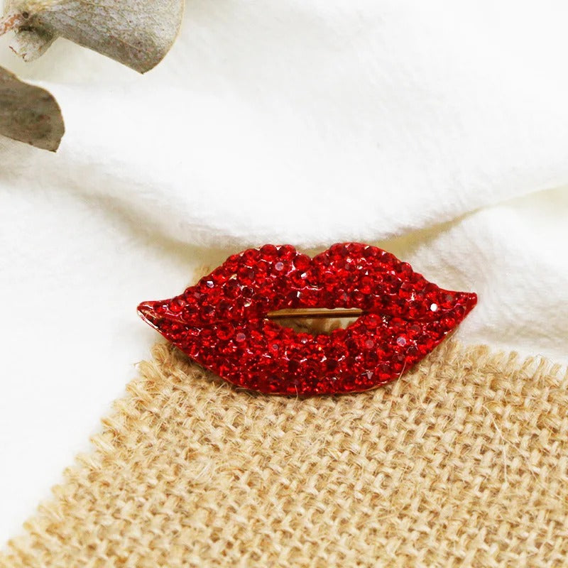 Skorter | Alluring Red Lips Brooch Pin Sparkling With Dazzling Rhinestones