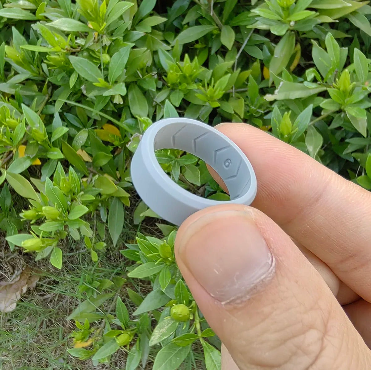 Skorter | Black Silicone Ring Set x 4– Stylish and Durable Wedding Band Alternative