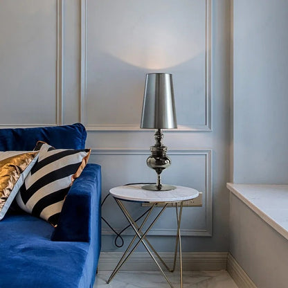 Skorter | Modern Scandinavian LED Table Lamp