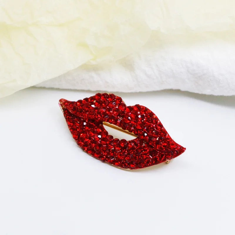 Skorter | Alluring Red Lips Brooch Pin Sparkling With Dazzling Rhinestones