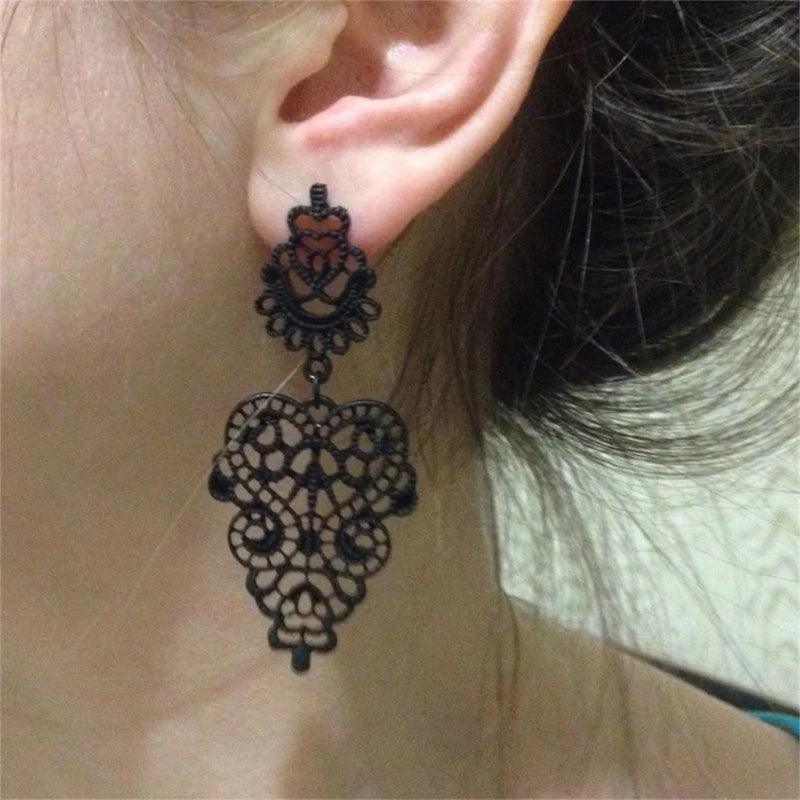 Skorter | Black Color Fashionable Ultra-Thin Flower Earrings Collection