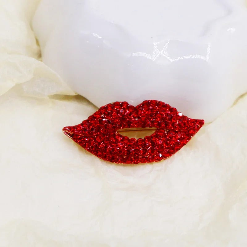 Skorter | Alluring Red Lips Brooch Pin Sparkling With Dazzling Rhinestones