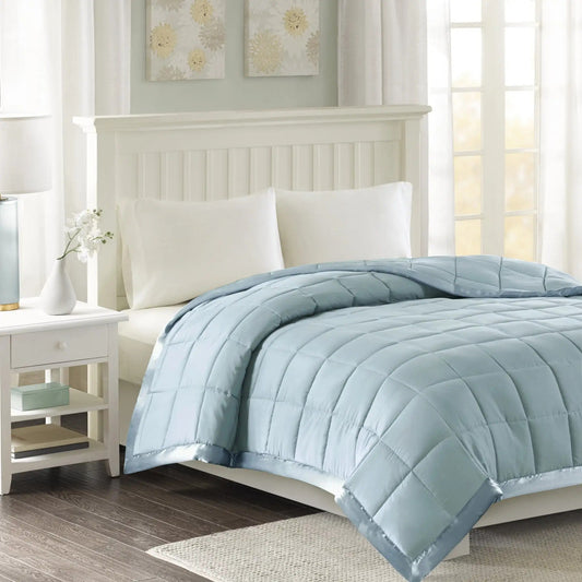 Skorter | BlueVelvet - Satin Accent Bedspread