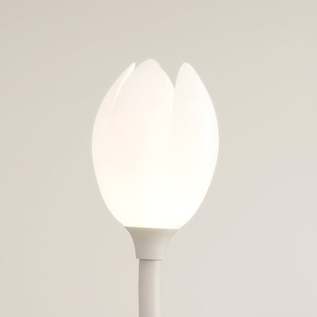 Manta Flower Floor Lamp - SKØRTER