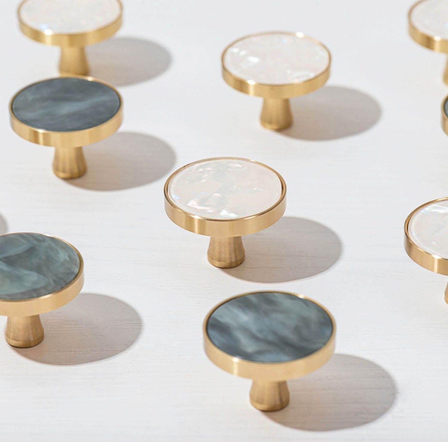 Skorter | Copper decorative stone wall hook – Elegant brass accent for modern interiors