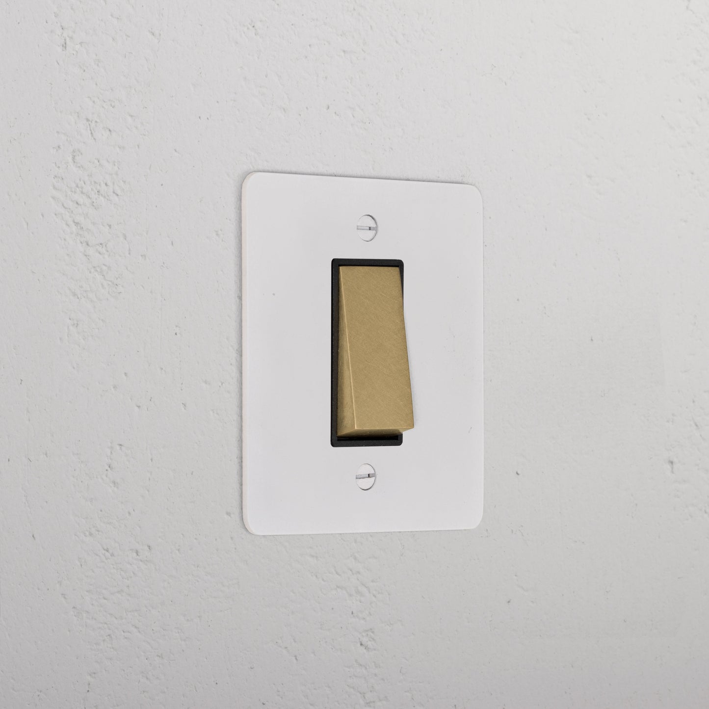 Skorter | 1G Two Way Rocker Slimline Switch - Malbar Antique Brass Black