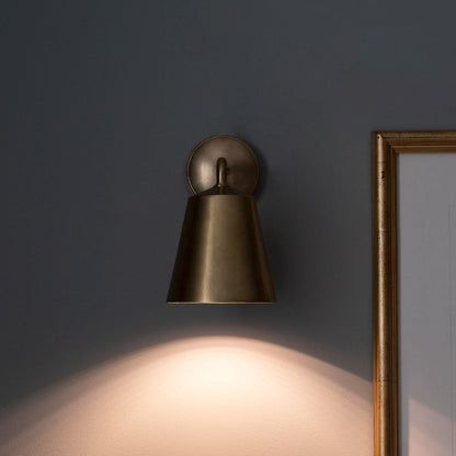 Skorter | Richmond Lite Wall Lamp - Antique Brass