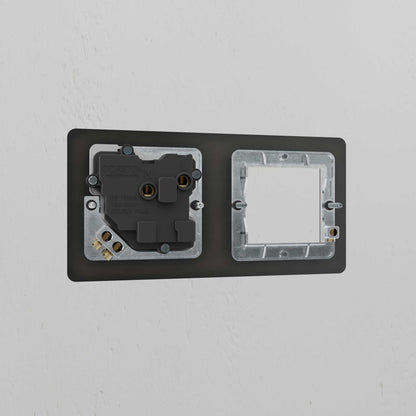 Skorter | 1G 50mm Module & Single Socket UK Plate - Bronze Black