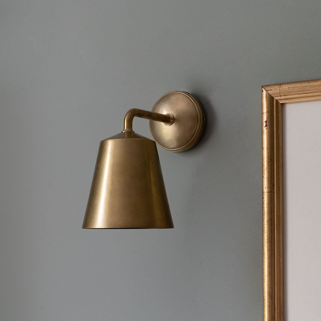 Skorter | Richmond Lite Wall Lamp - Antique Brass