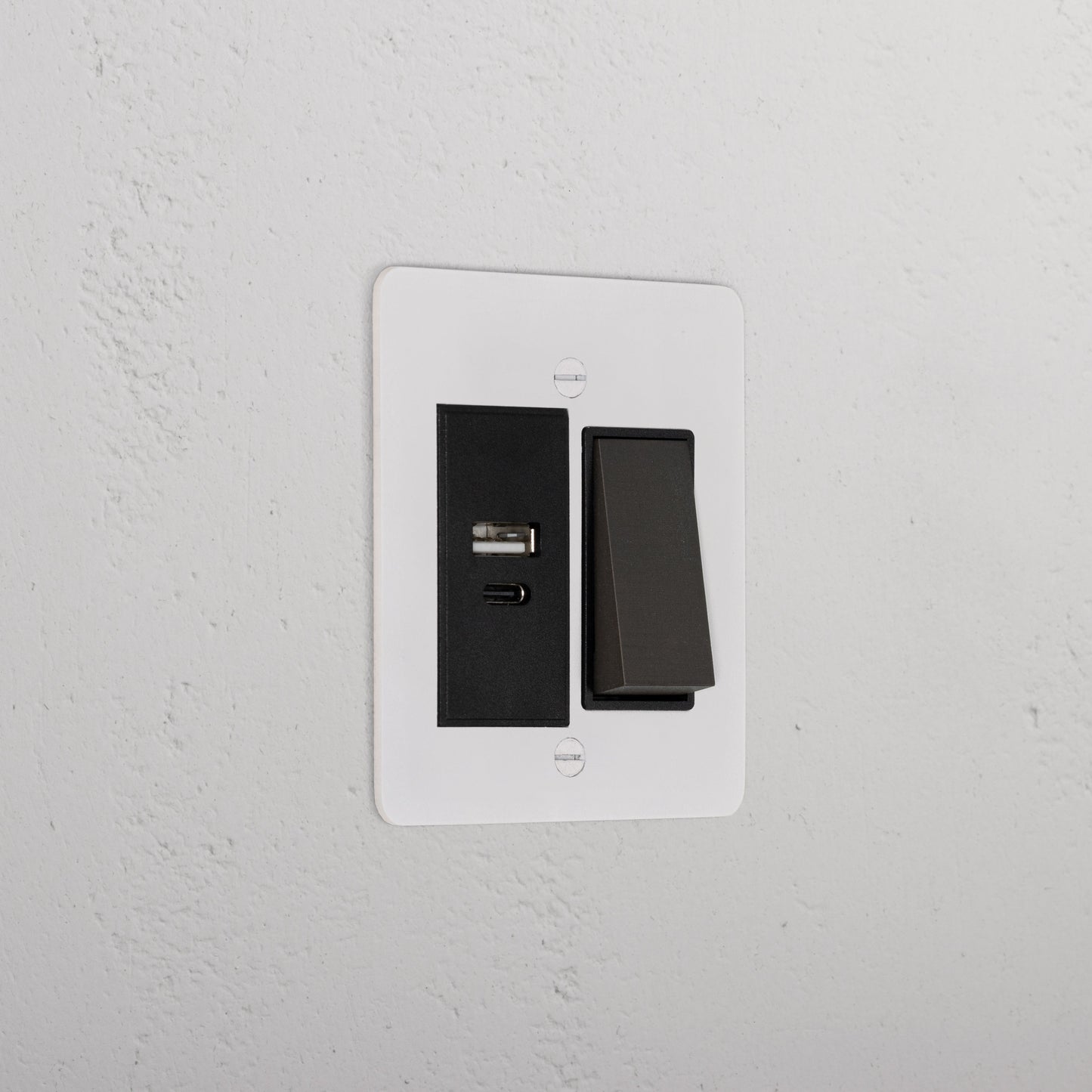 Skorter | 1G To Way Rocker + USB A+C Slimline Switch - Malbar Bronze Black