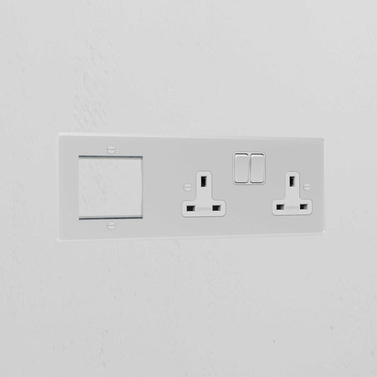 Skorter | 1G 50mm Module & Double Socket UK Plate - Clear White