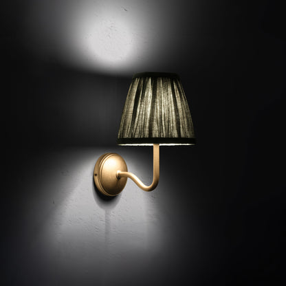 Skorter | Malvern Small Wall Lamp Folded Deep Green - Antique Brass