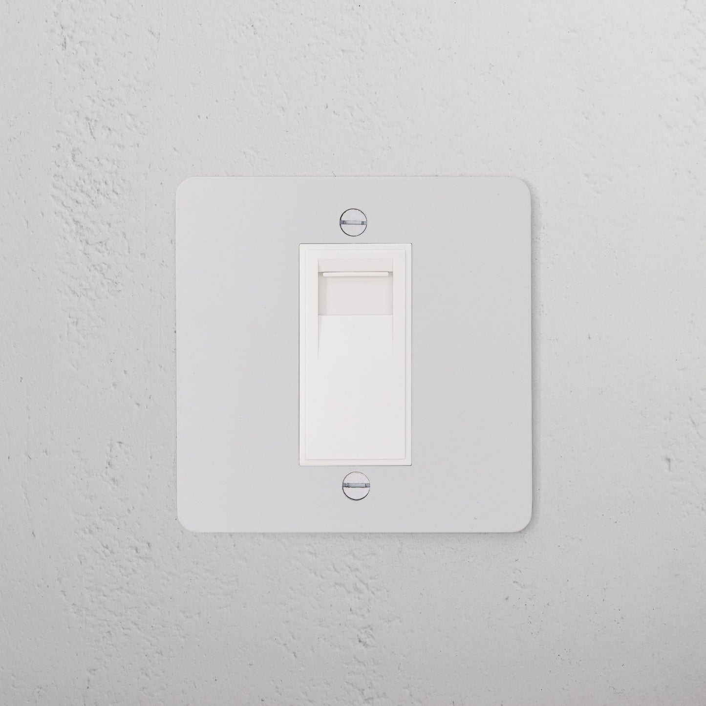 Skorter | BT Slave Socket - Malbar White