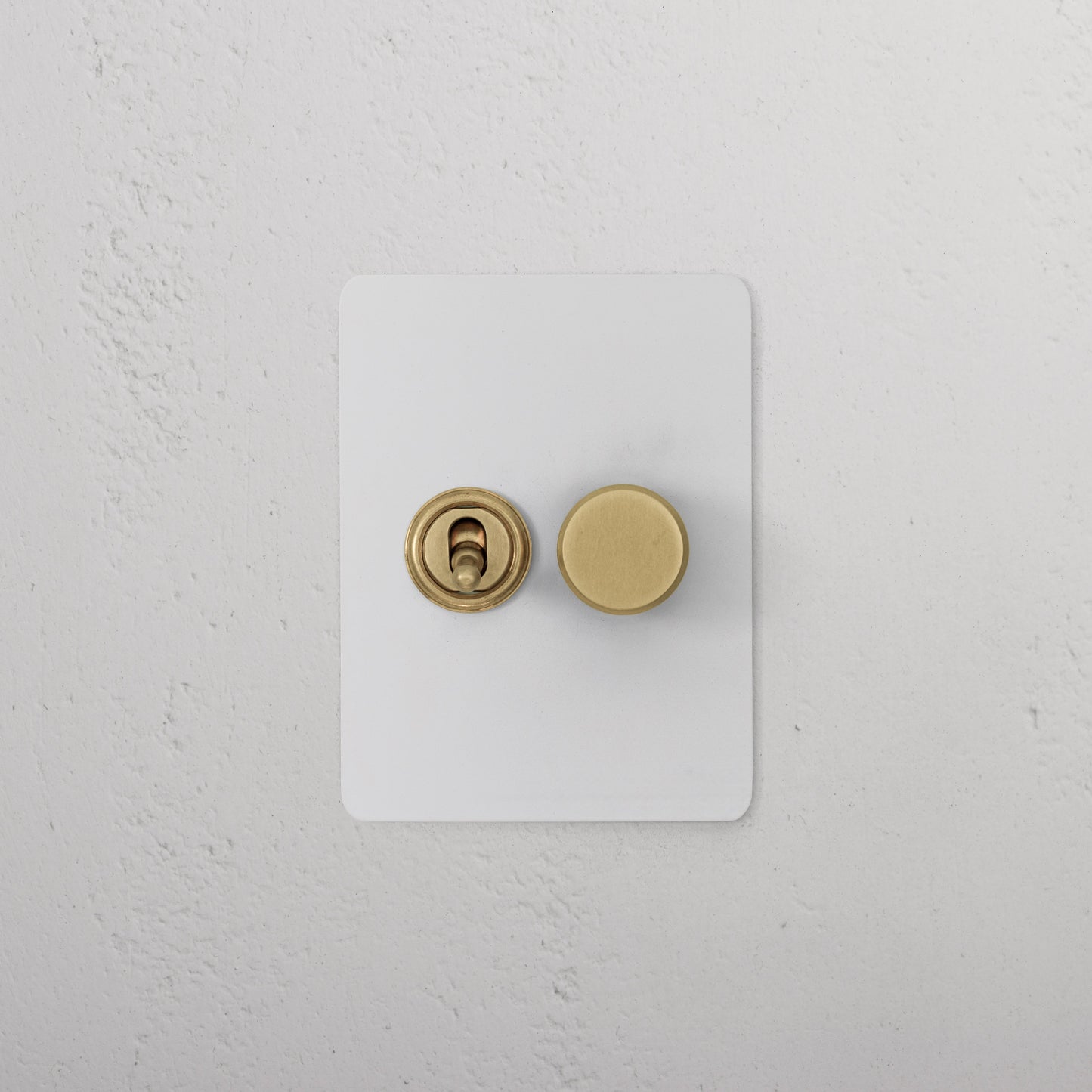 Skorter | 2G Mixed Slimline Switch 1T1D - Malbar Antique Brass