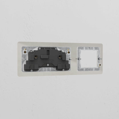 Skorter | 1G 50mm Module & Double Socket UK Plate - Polished Nickel Black