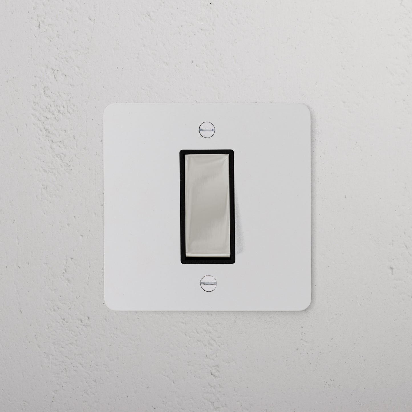 Skorter | 1G Tovei Toggle Switch - Malbar Polished Nickel Black