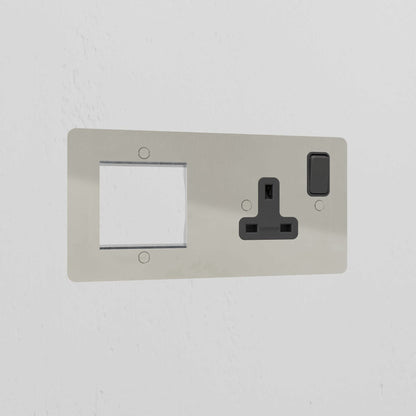 Skorter | 1G 50mm Module & Single Socket UK Plate - Polished Chrome Black