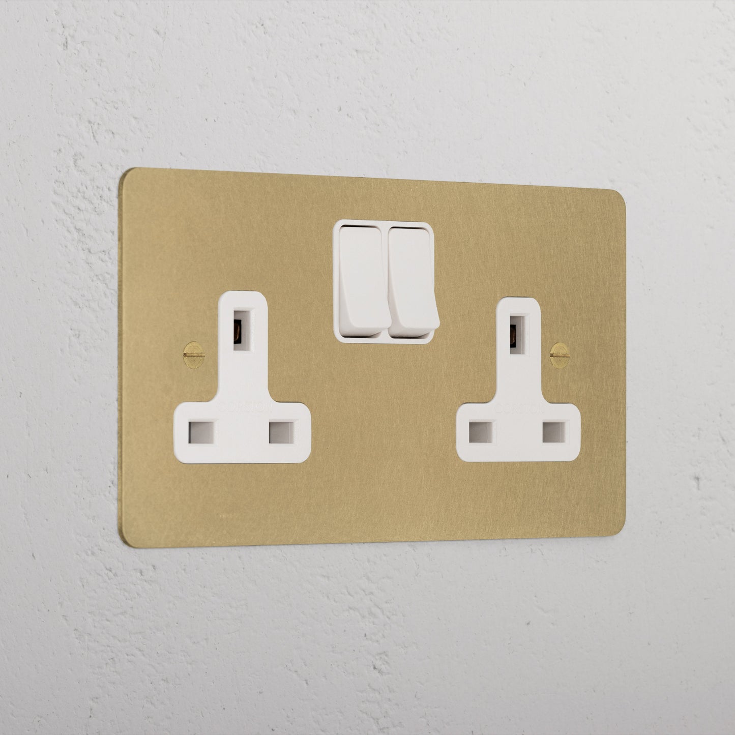 Skorter | Double Contact UK - Antique Brass White
