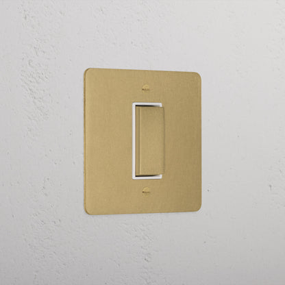 Skorter | 1G Center Retractive Rocker Switch - Antique Brass White
