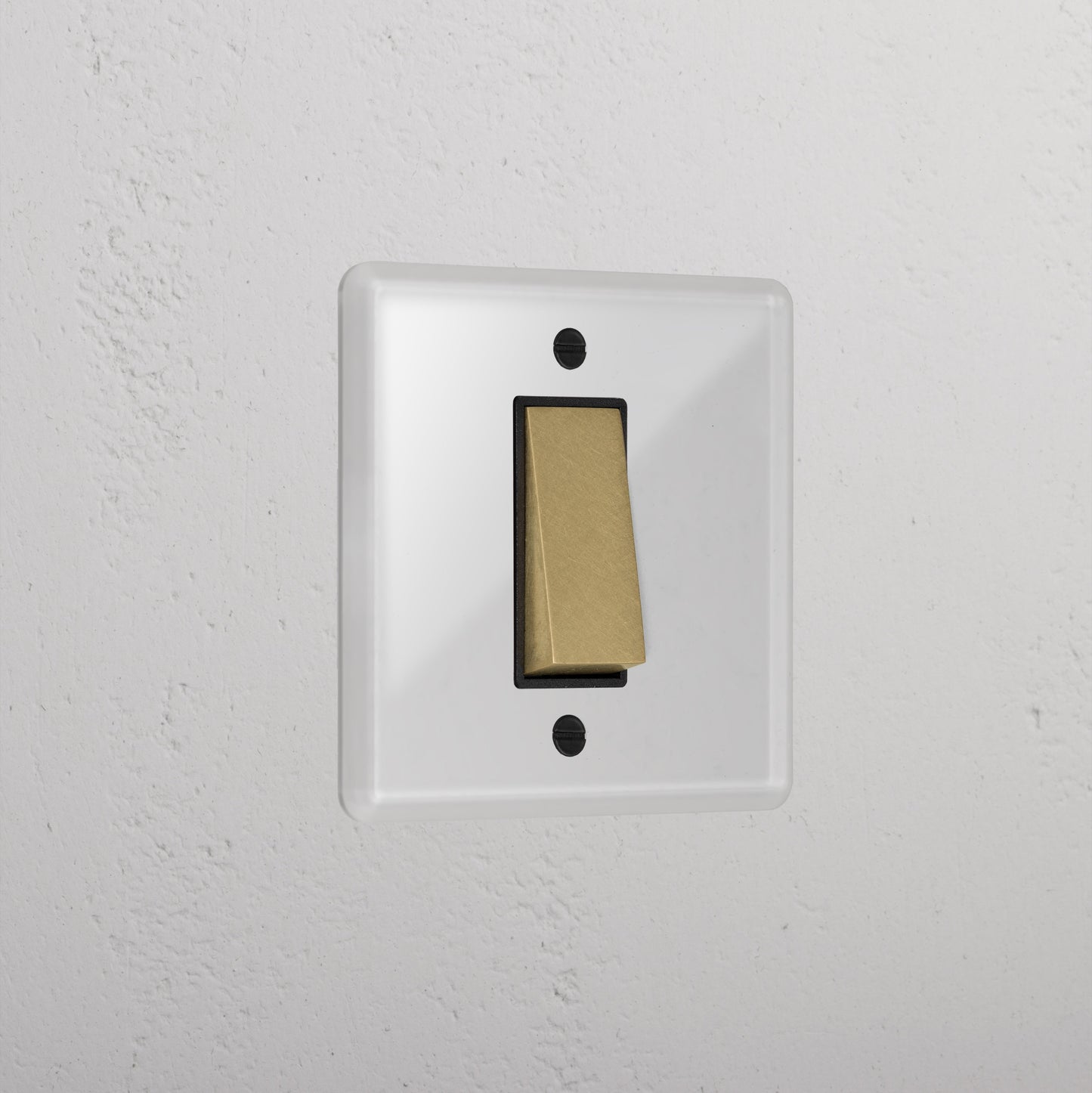 Skorter | 1G Two Way Rocker Switch - Clear Antique Brass Black