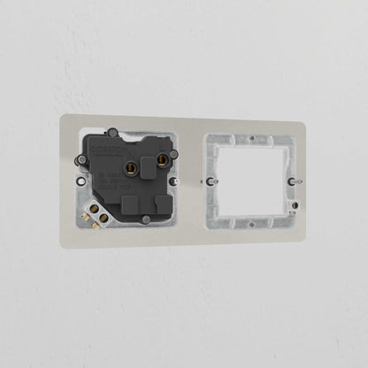 Skorter | 1G 50mm Module & Single Socket UK Plate - Polished Nickel White