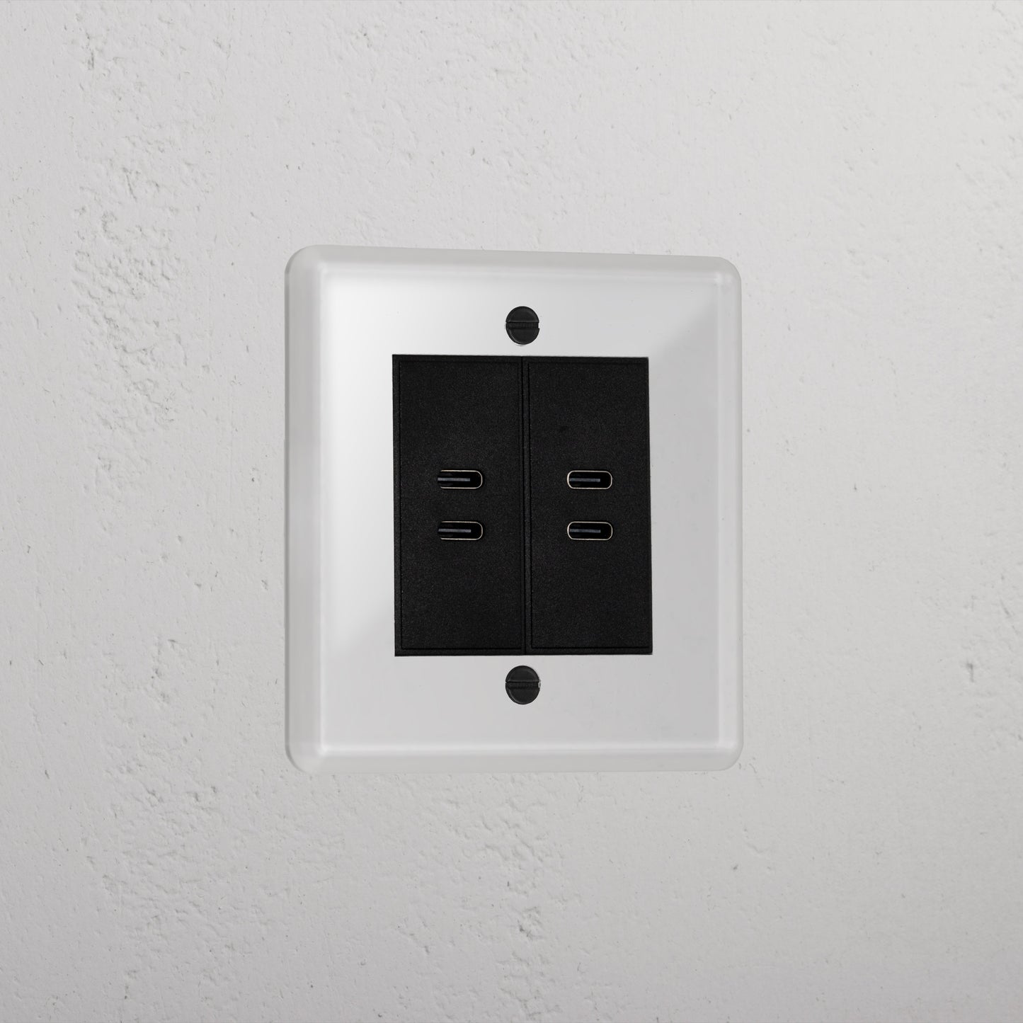 Skorter | 2x USB C+C Socket - Clear Black