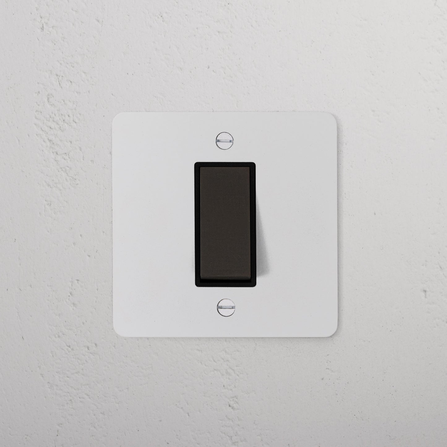 Skorter | 1G Double Pole Rocker Switch - Malbar Bronze Black