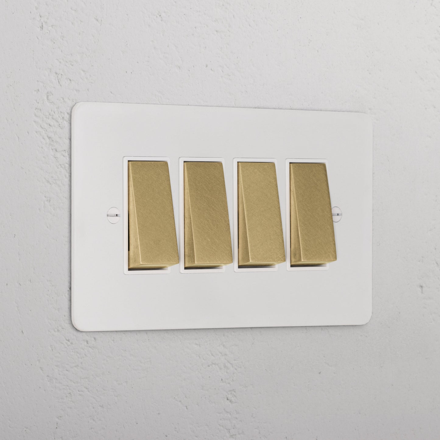 Skorter | 4G Two Way Rocker Switch - Malbar Antique Brass White