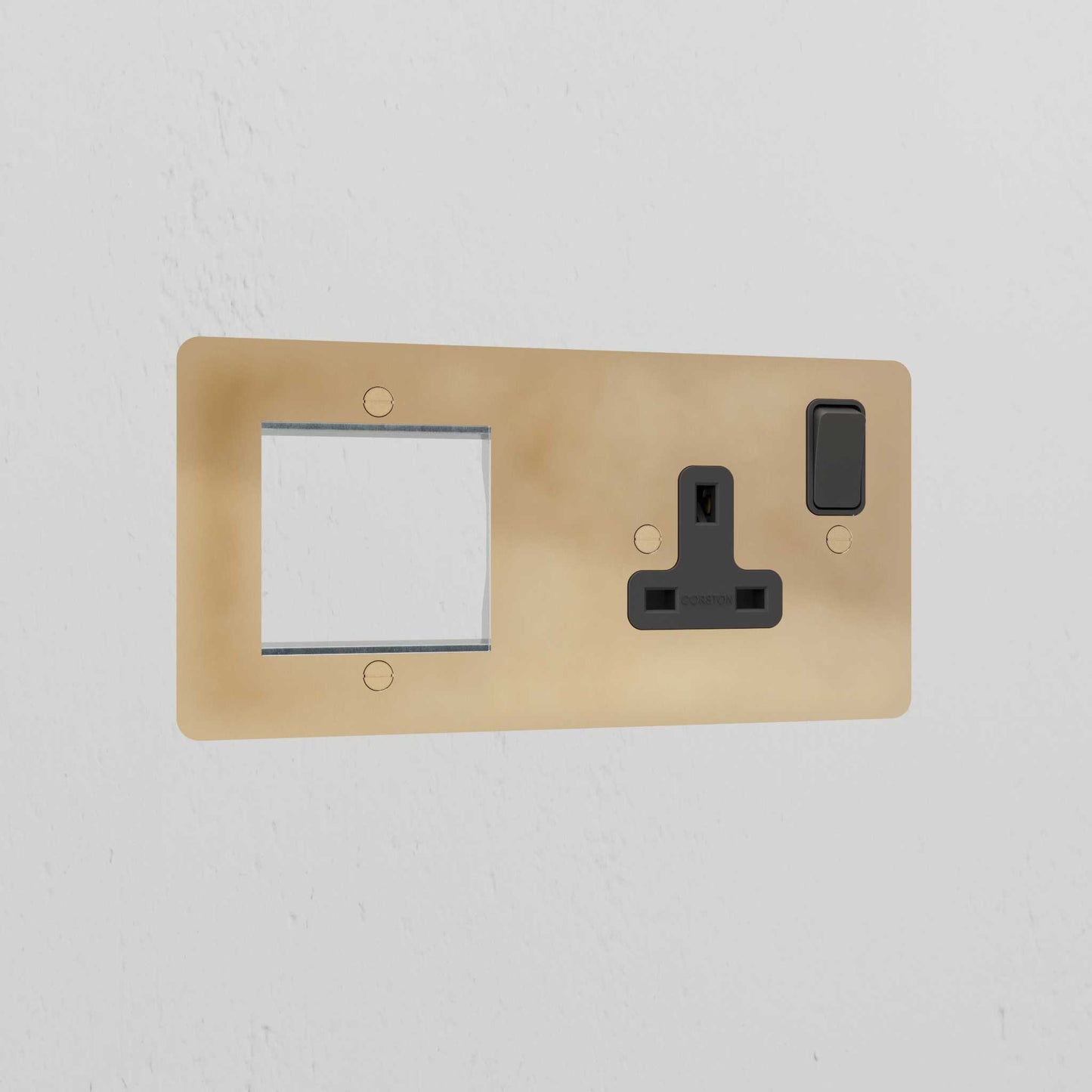 Skorter | 1G 50mm Module & Single Socket UK Plate - Antique Brass Black