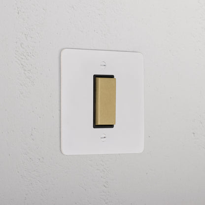 Skorter | 1G Center Retractive Rocker Switch - Malbar Antique Brass Black