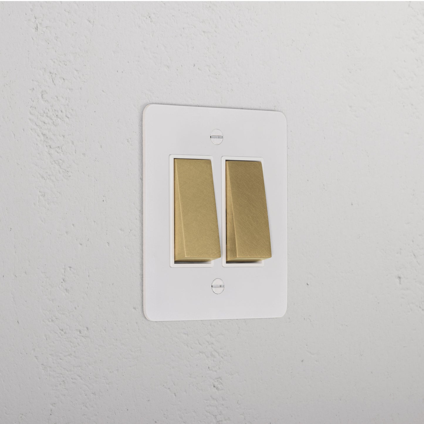 Skorter | 2G Two Way Rocker Slimline Switch - Malbar Antique Brass White