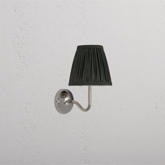 Skorter | Malvern Small Wall Lamp Pleated Deep Green - Polished Nickel