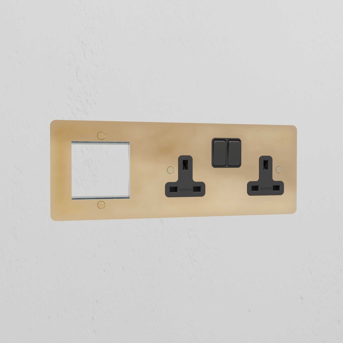 Skorter | 1G 50mm Module & Double Socket UK Plate - Antique Brass Black
