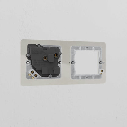 Skorter | 1G 50mm Module & Single Socket UK Plate - Polished Chrome Black