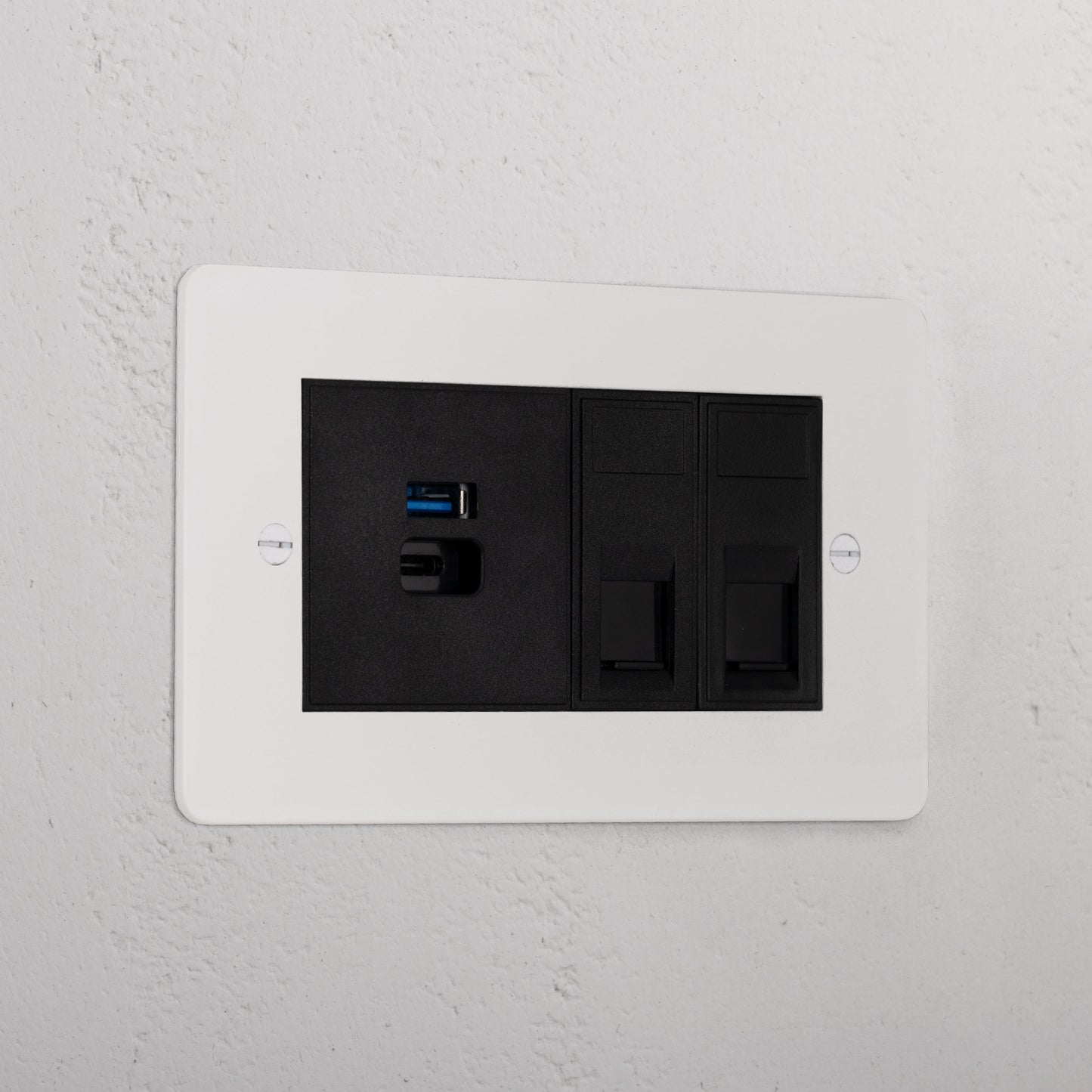 Skorter | 2x CAT 6 + USB A+C Fast charging outlet - Malbar Black