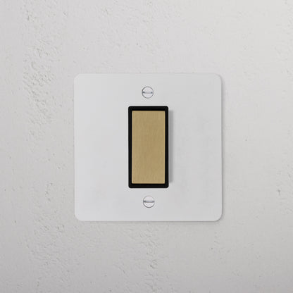 Skorter | 1G Center Retractive Rocker Switch - Malbar Antique Brass Black