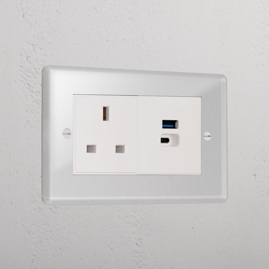 Skorter | 13A Socket + USB A+C Fast Charging - Clear White