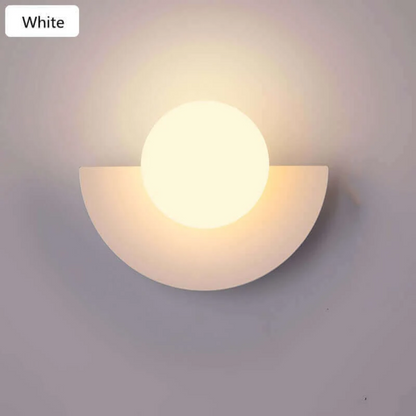 Skorter | Metal Half Moon Wall Lamp - LunaMetal