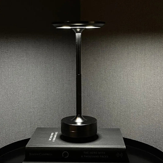 Skorter | Metallic Wireless Table Lamp